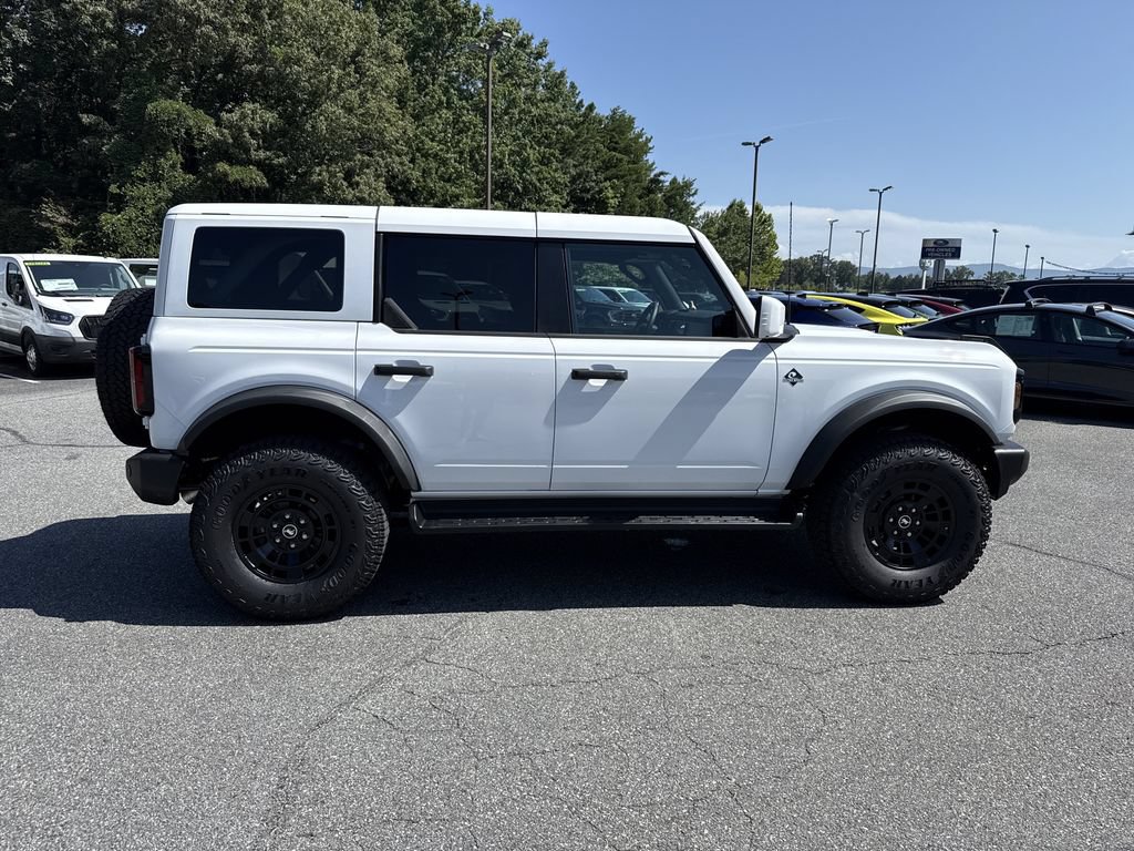 New 2026 Ford Bronco Outer Banks w/ Sasquatch Package AWD/4WD image 7