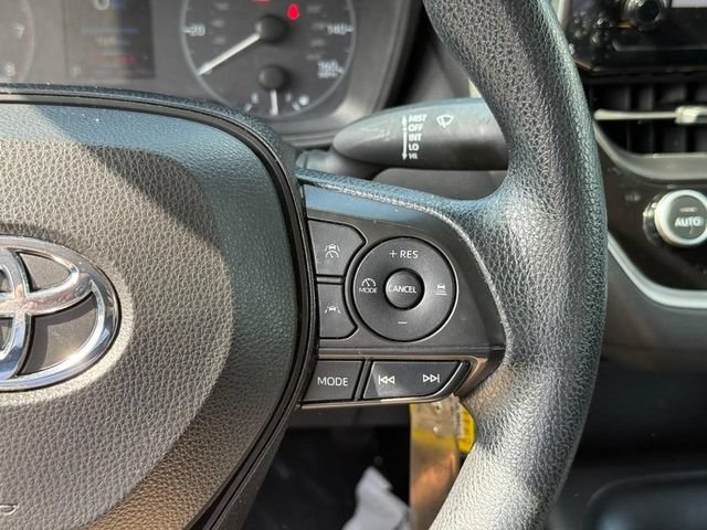 Used 2024 Toyota Corolla LE FWD image 19