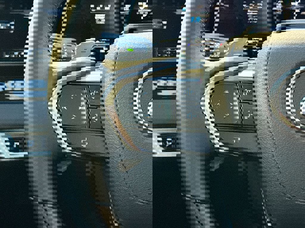 New 2026 Lexus RX 450h AWD image 21