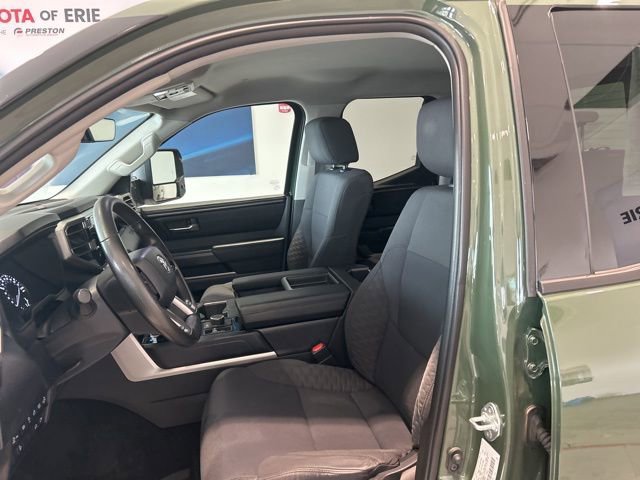 Used 2022 Toyota Tundra SR5 w/ SR5 Convenience Package image 12