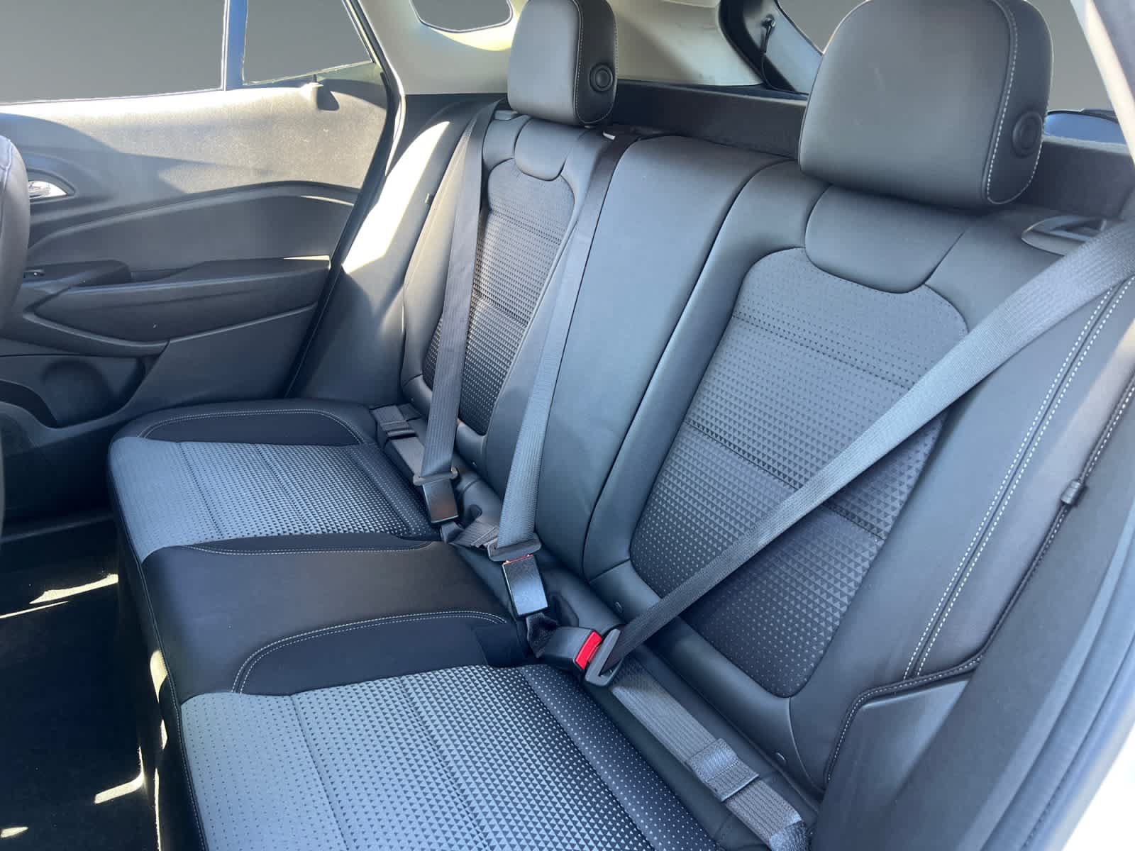 Used 2026 Chevrolet Trax LT FWD image 13