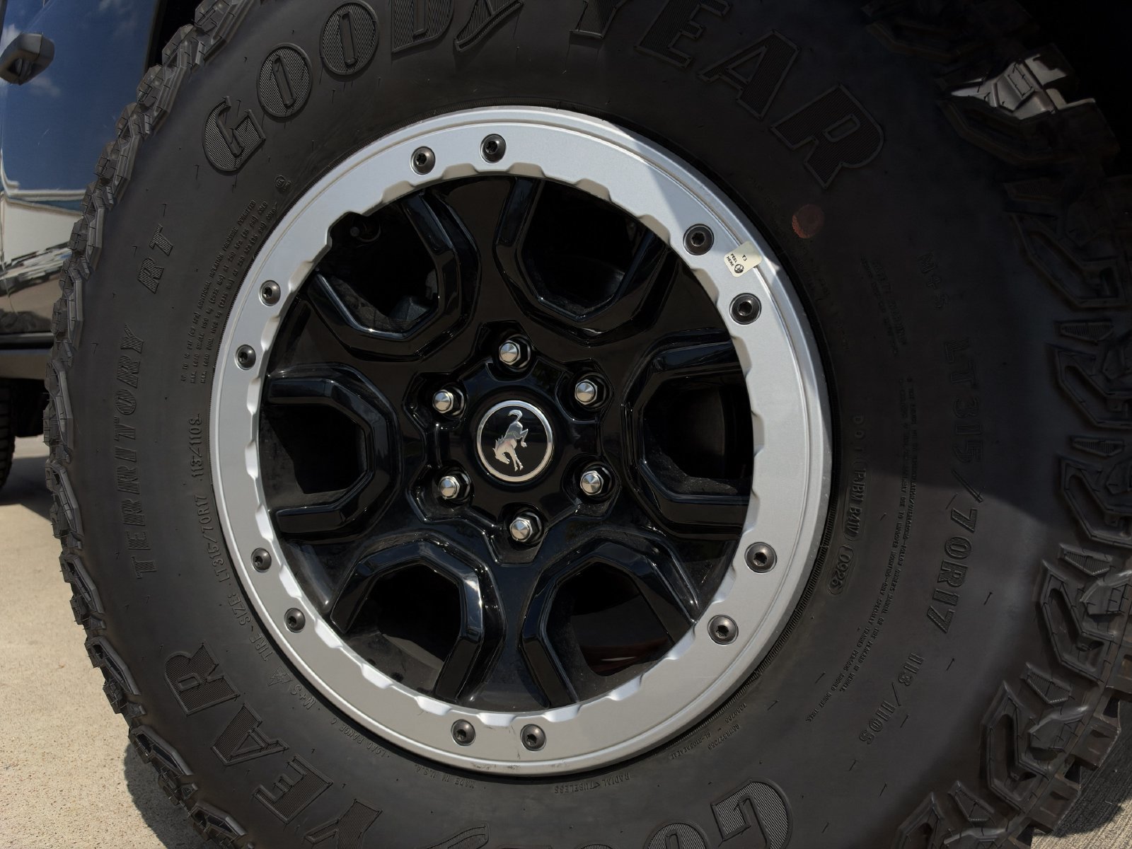 New 2026 Ford Bronco Badlands AWD/4WD image 12