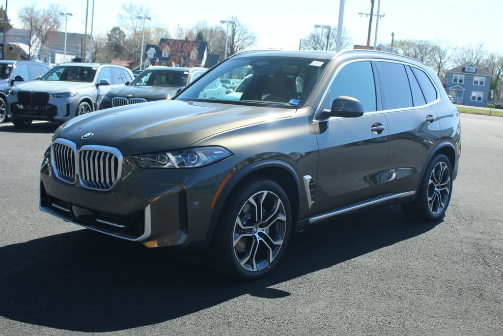 Used 2026 BMW X5 xDrive40i AWD/4WD image 3