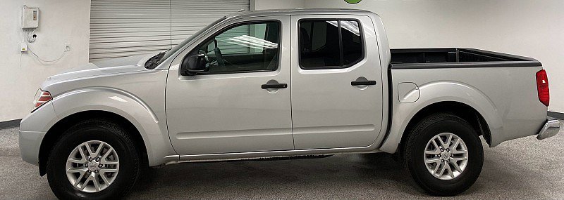 Used 2016 Nissan Frontier SV image 8