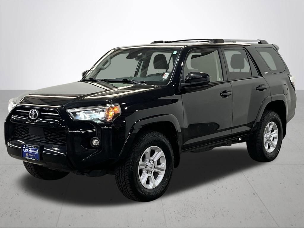 Used 2022 Toyota 4Runner SR5 AWD/4WD image 2