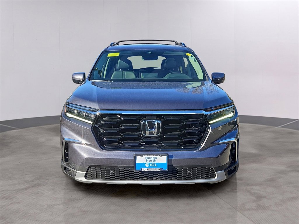 Used 2024 Honda Pilot Touring image 2