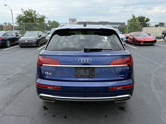 Used 2023 Audi Q5 2.0T Premium Plus w/ Premium Plus Package AWD/4WD image 6