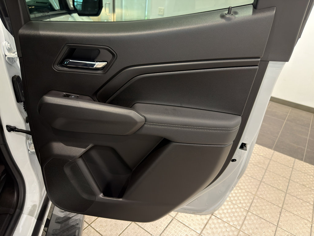 Used 2024 Chevrolet Colorado LT w/ LT Convenience Package II image 24