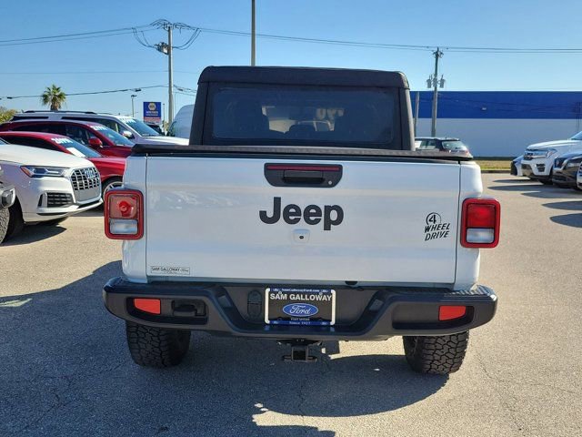 Used 2022 Jeep Gladiator Sport image 5