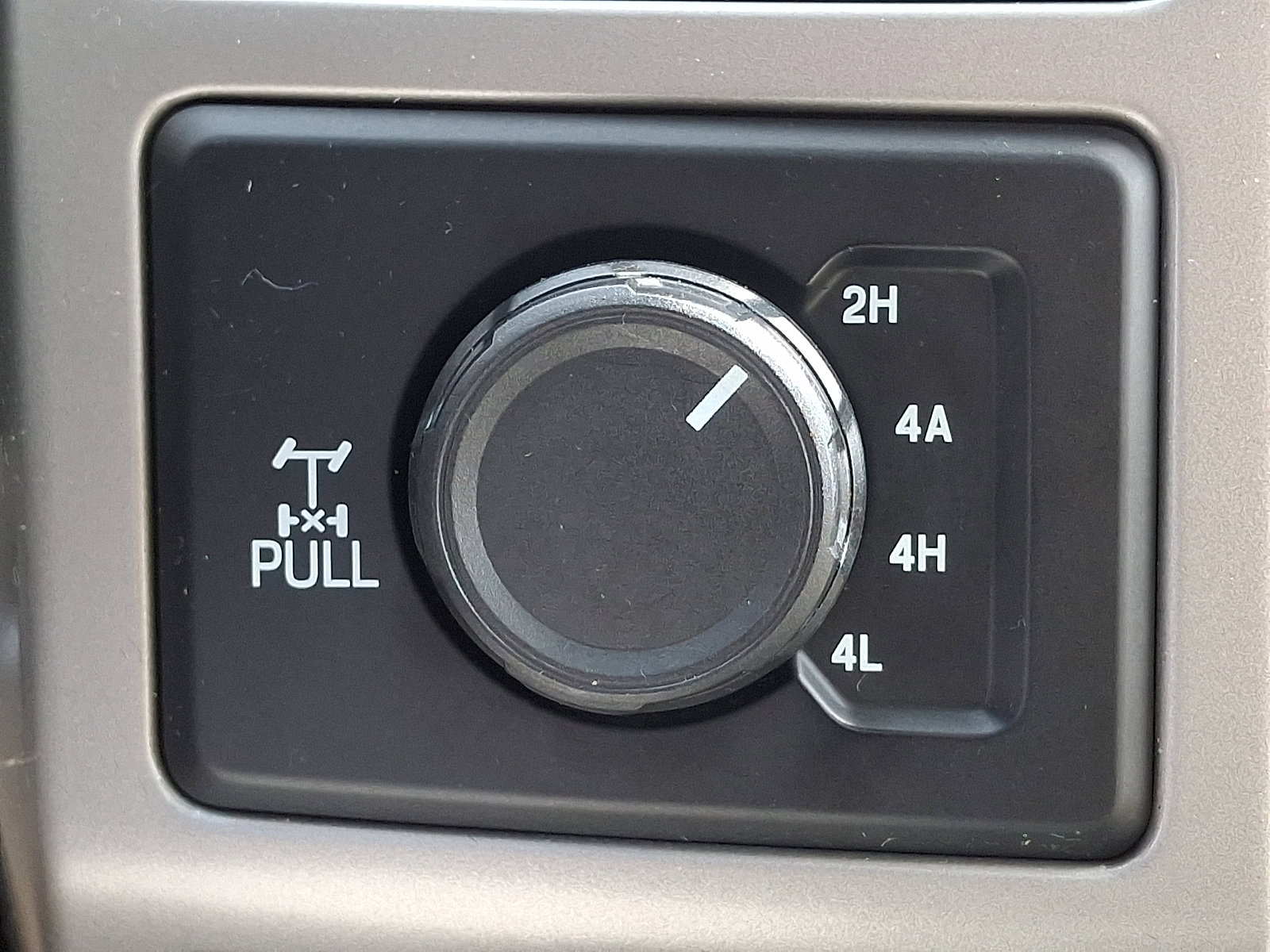 Used 2017 Ford F150 Lariat w/ Equipment Group 502A Luxury AWD/4WD image 27