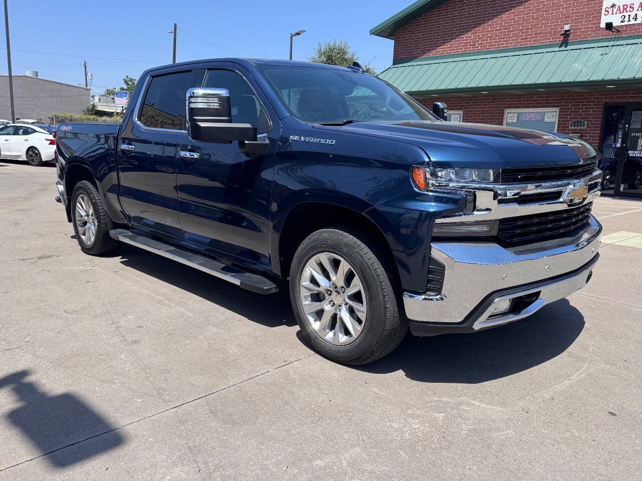 Used 2021 Chevrolet Silverado 1500 LTZ w/ Technology Package AWD/4WD image 3