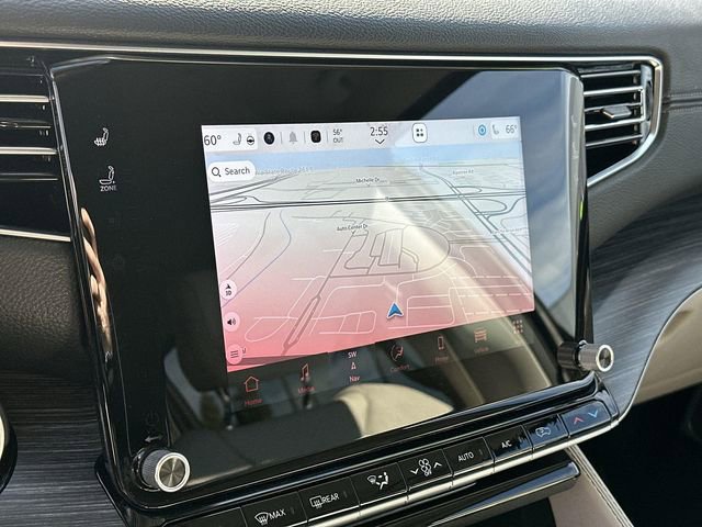 Used 2024 Jeep Wagoneer Series II image 13