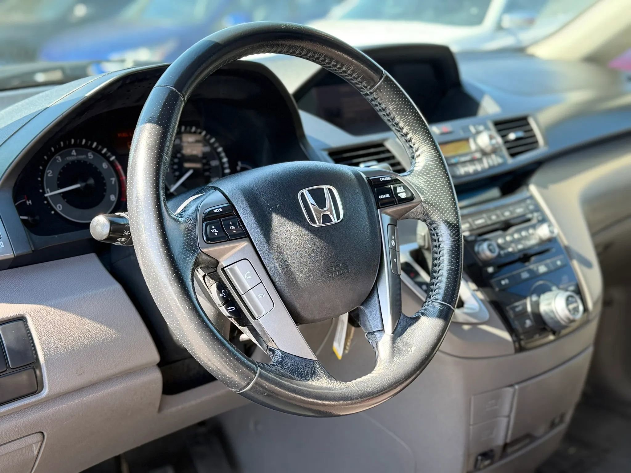 Used 2013 Honda Odyssey Touring Elite image 24
