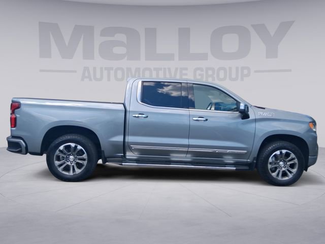 Used 2024 Chevrolet Silverado 1500 High Country w/ Technology Package AWD/4WD image 6