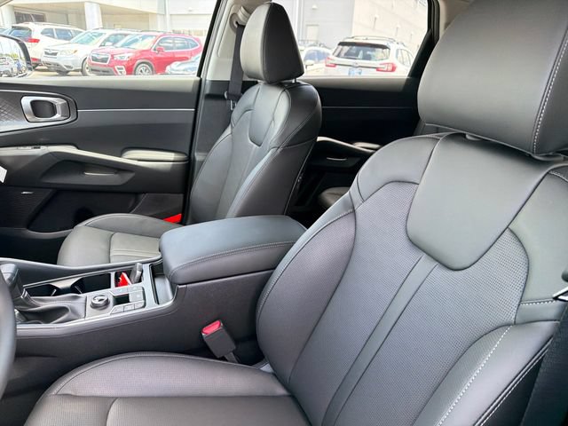 New 2026 Kia Sorento EX w/ EX Premium Package FWD image 17