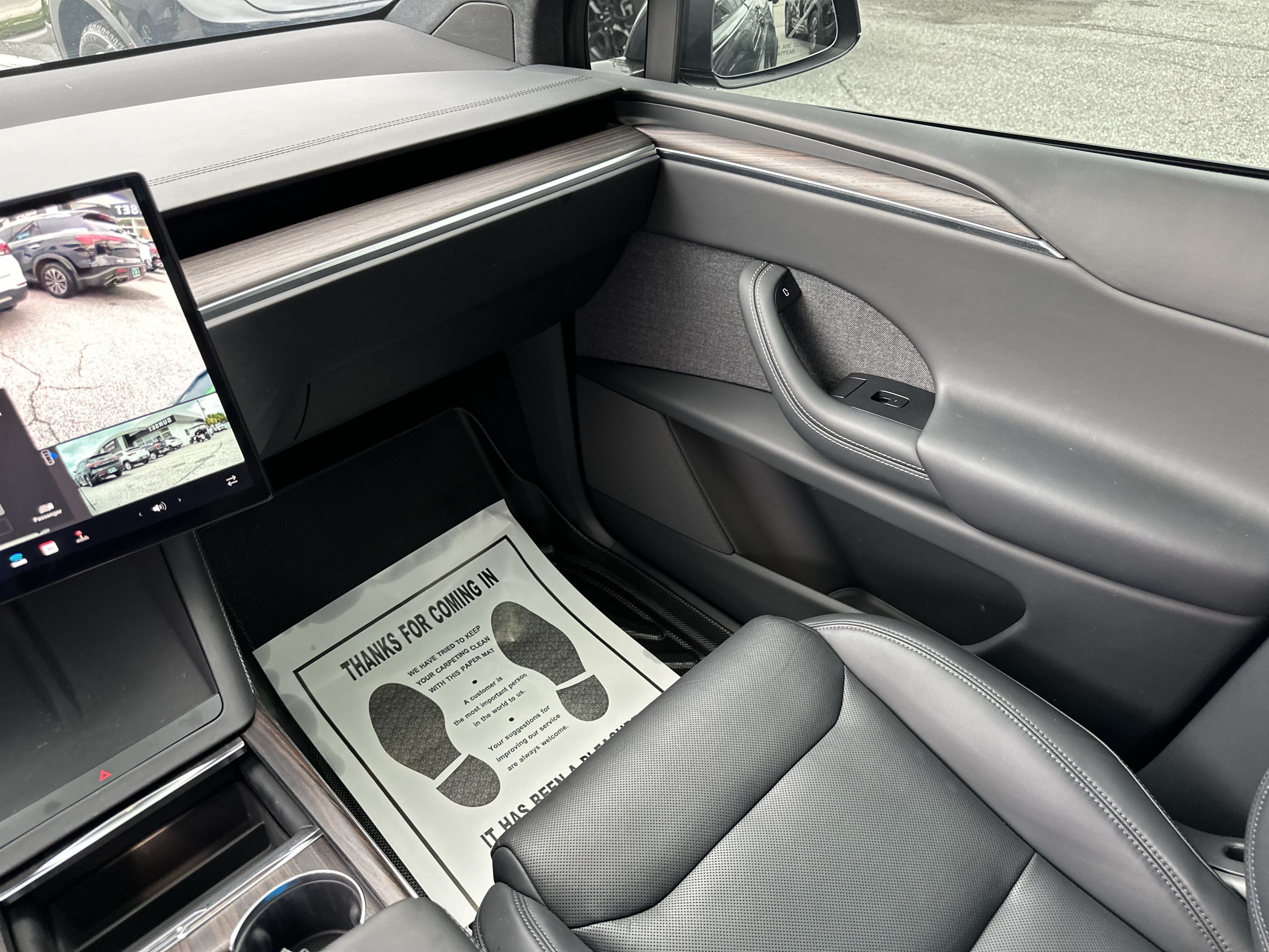 Used 2023 Tesla Model X AWD/4WD image 17