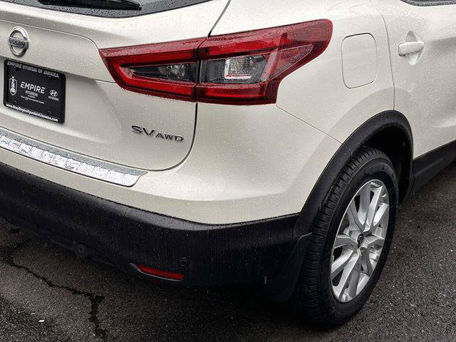 Used 2022 Nissan Rogue Sport SV w/ Technology Package AWD/4WD image 8