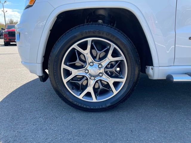 Used 2021 Jeep Grand Cherokee Overland AWD/4WD image 34