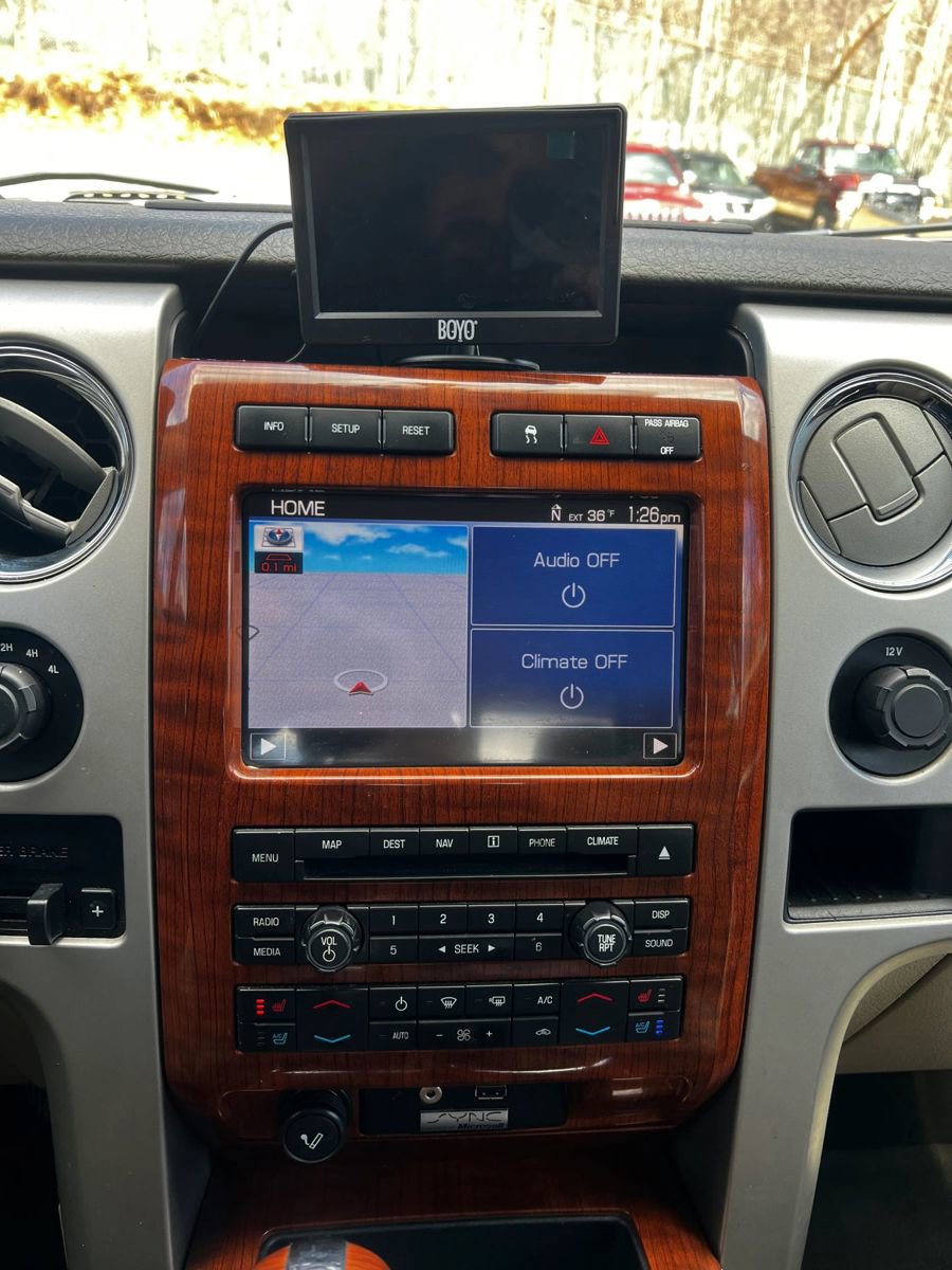 Used 2010 Ford F150 Lariat image 16