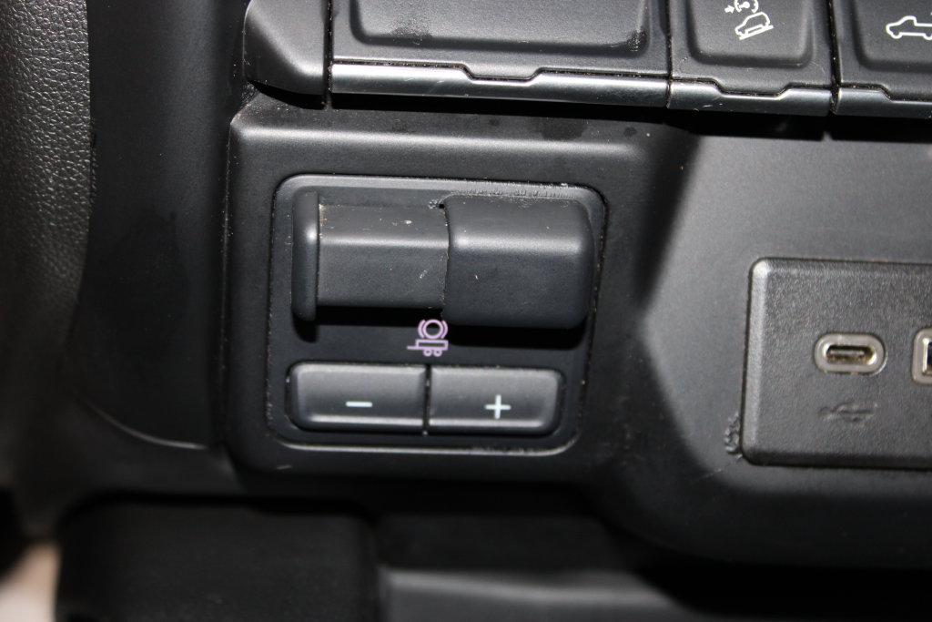 Used 2023 GMC Sierra 2500 AT4 AWD/4WD image 44