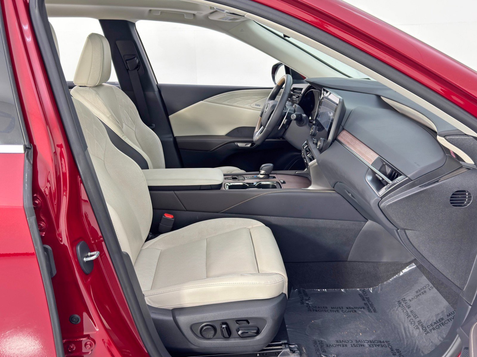 Used 2024 Lexus RX 350 Luxury w/ Convenience Package image 16