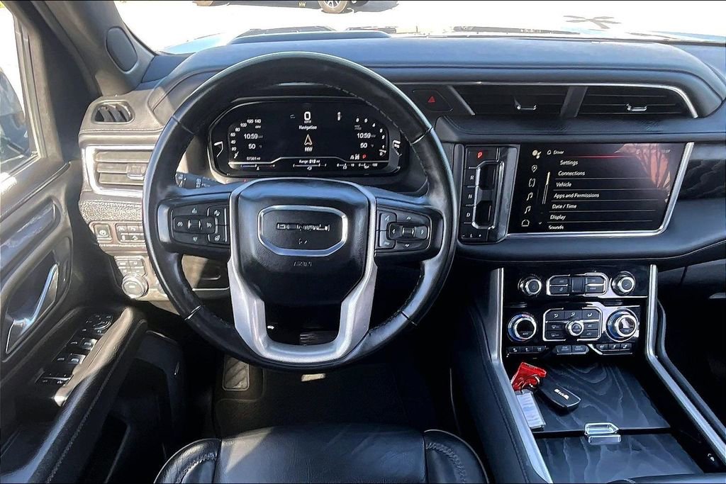 Used 2024 GMC Yukon Denali image 8