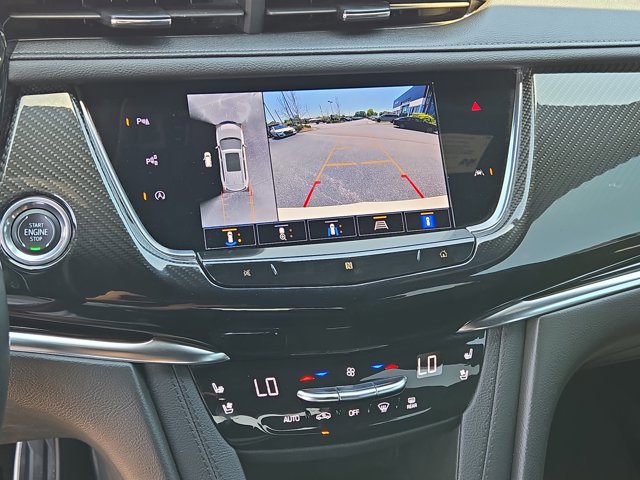 Used 2021 Cadillac XT6 Sport AWD/4WD image 32