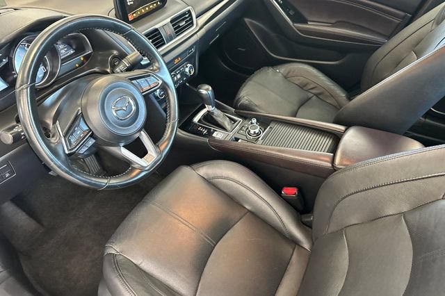 Used 2017 MAZDA MAZDA3 Grand Touring FWD image 11