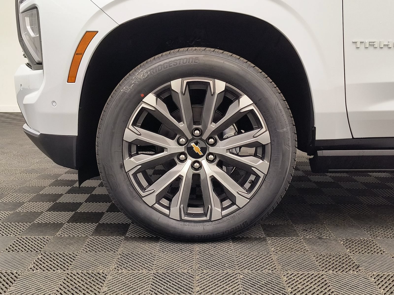 New 2026 Chevrolet Tahoe High Country AWD/4WD image 10