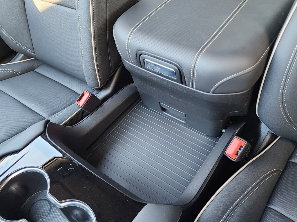 New 2026 GMC Yukon Elevation image 35