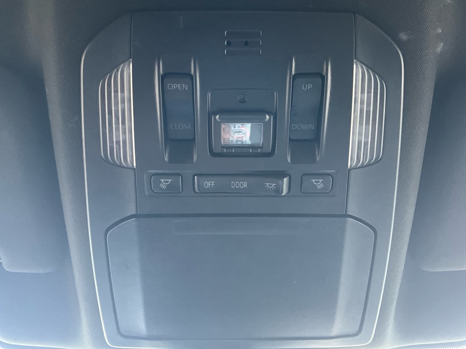 Used 2022 Toyota Highlander XSE AWD/4WD image 20