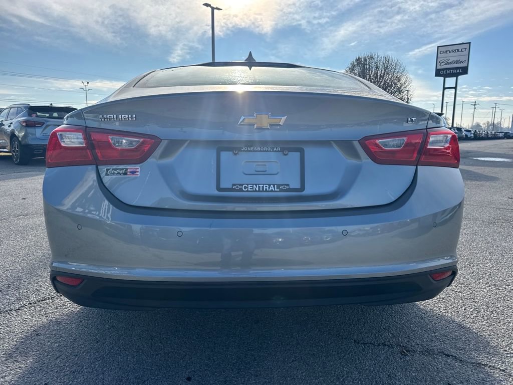 Used 2024 Chevrolet Malibu LT image 4