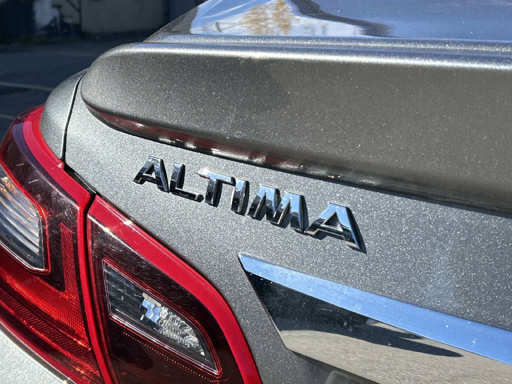 Used 2018 Nissan Altima 2.5 SR w/ SR Special Edition FWD image 12