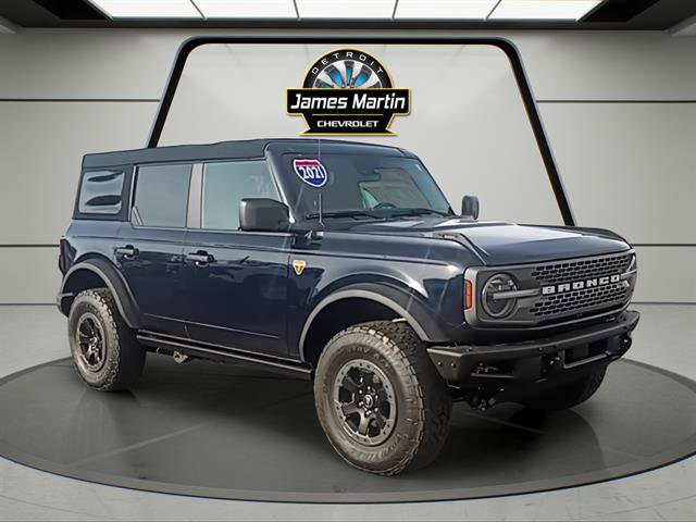 Used 2021 Ford Bronco Badlands image 13