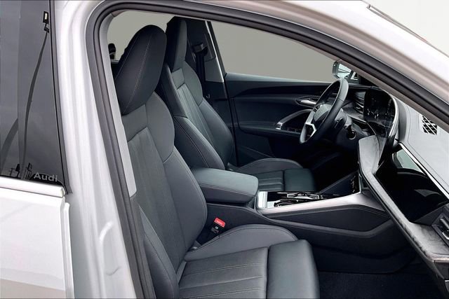 Used 2025 Audi Q5 Premium Plus w/ Premium Plus image 7