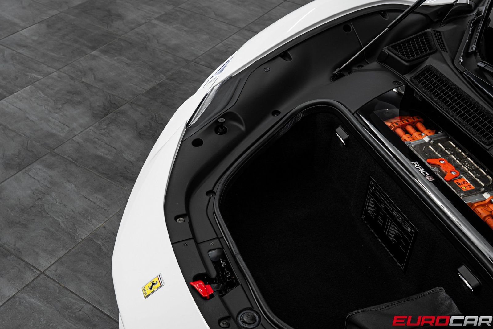 Used 2022 Ferrari SF90 Stradale AWD/4WD image 12