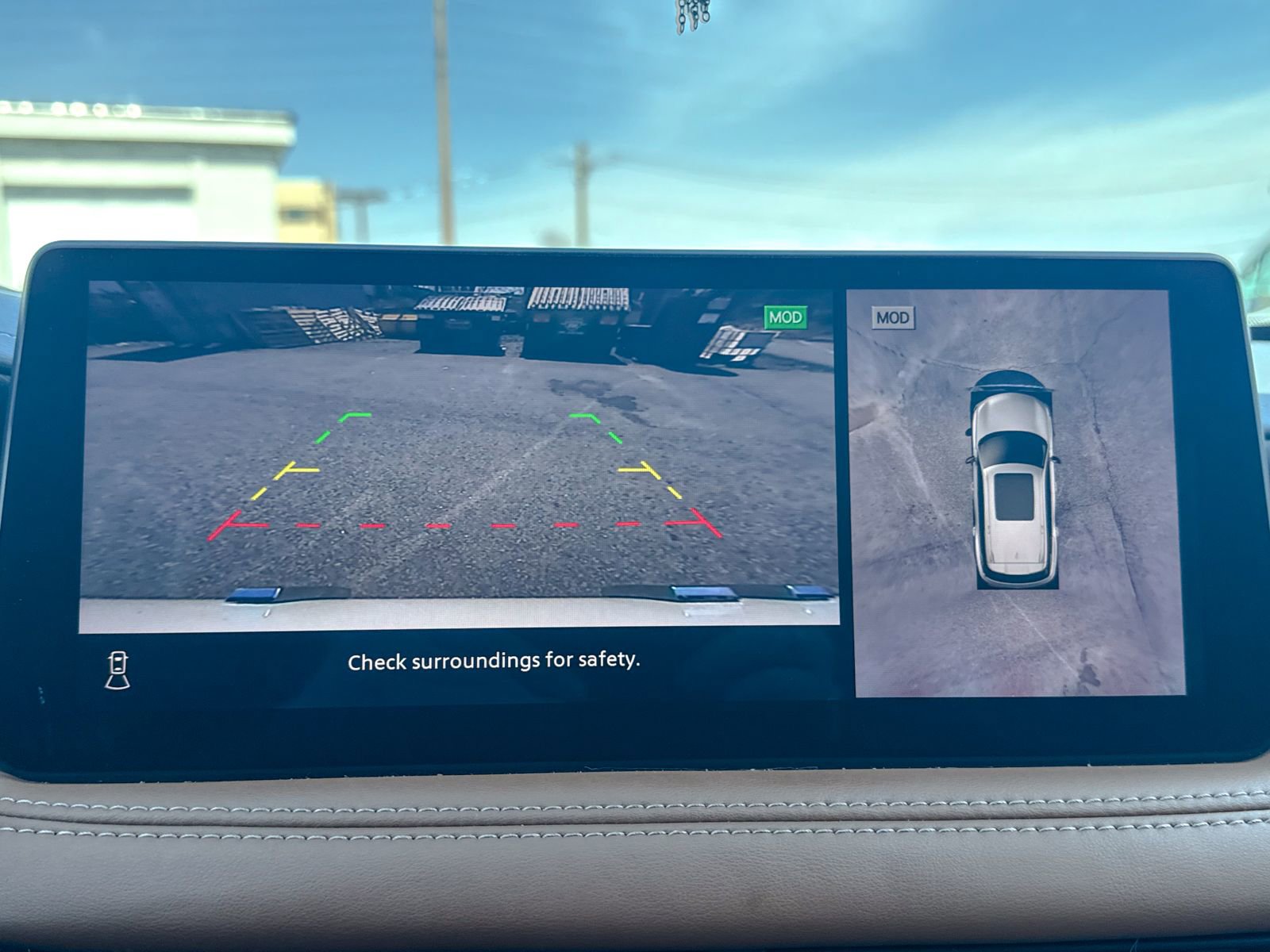 Used 2024 INFINITI QX60 Sensory w/ Vision Package image 41