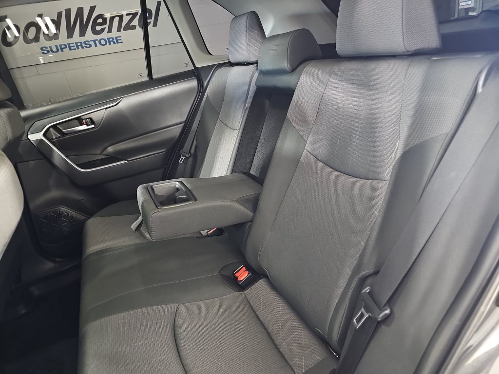 Used 2024 Toyota RAV4 XLE w/ Convenience Package AWD/4WD image 18