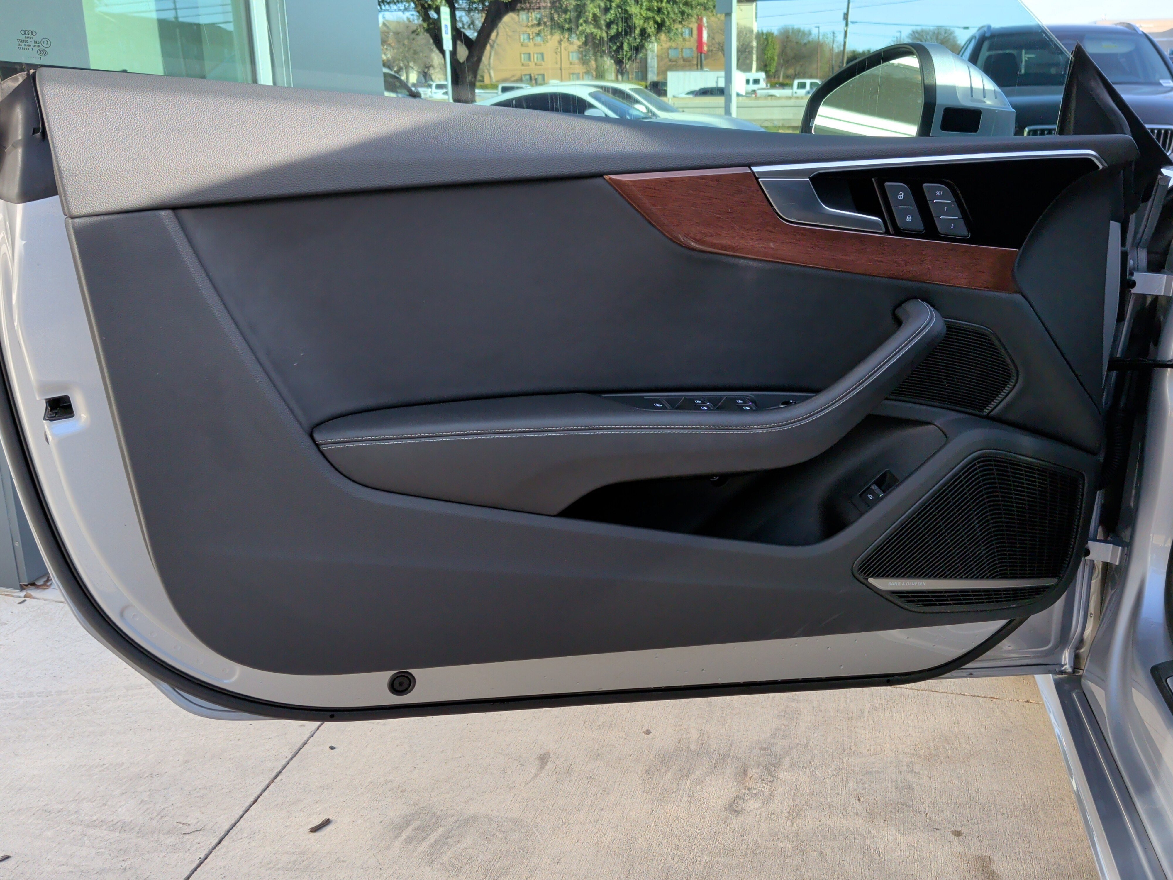 Used 2022 Audi A5 2.0T Premium Plus w/ Premium Plus image 14