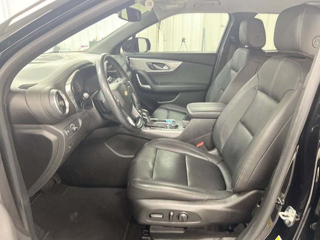 Used 2019 Chevrolet Blazer LT FWD image 18