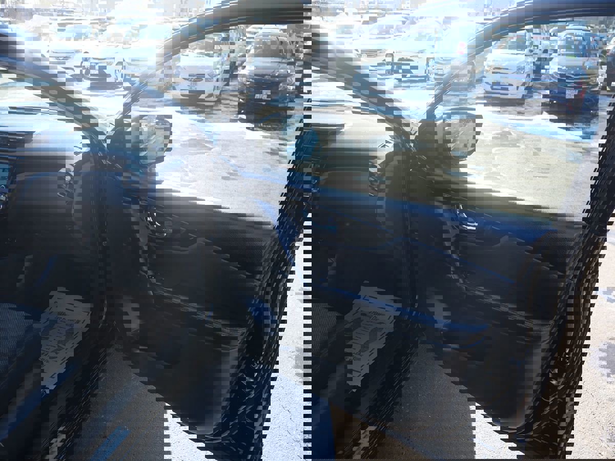 Used 2019 Nissan Rogue Sport SV w/ All-Weather Package image 19