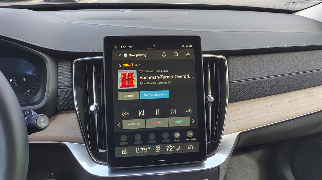 New 2026 Volvo XC90 B5 Core w/ Protection Package Premier image 19