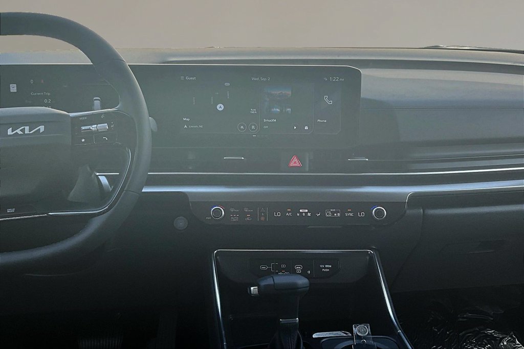 New 2027 Kia Carnival SX FWD image 6