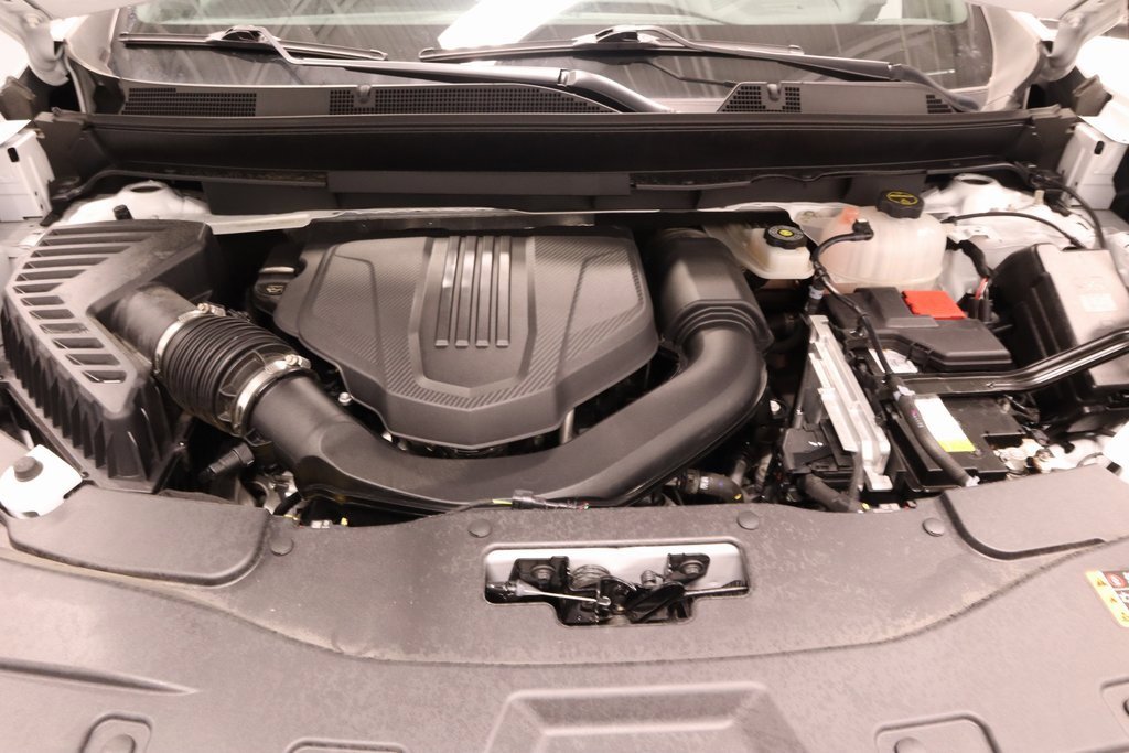 Used 2025 GMC Acadia Elevation image 11