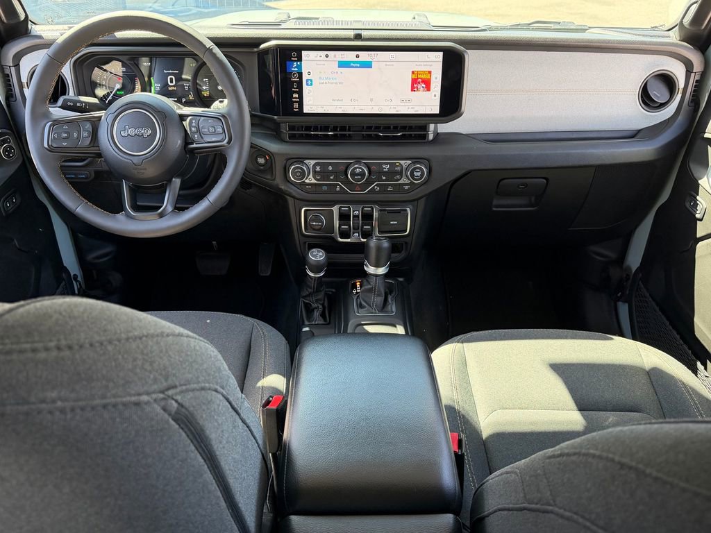 Certified 2024 Jeep Wrangler Unlimited w/ Convenience Group AWD/4WD image 20