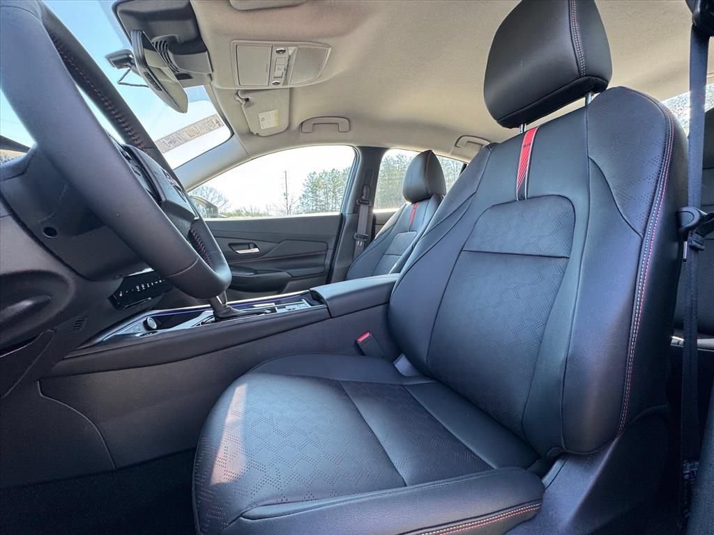 New 2026 Nissan Sentra SR w/ SR Premium Package FWD image 16