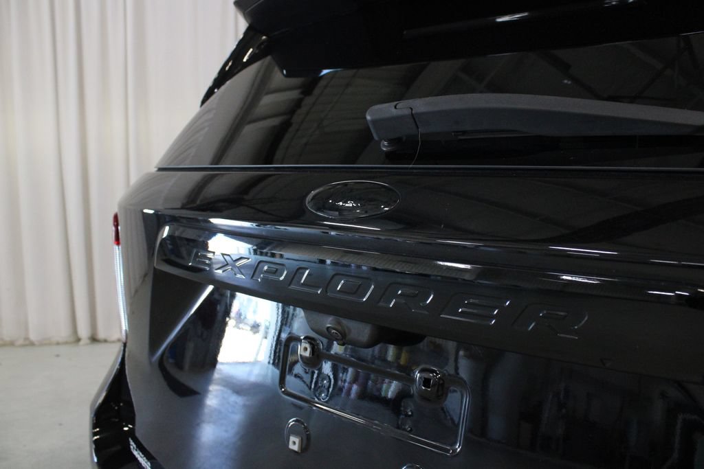 Used 2020 Ford Explorer ST w/ ST High-Performance Pack AWD/4WD image 35