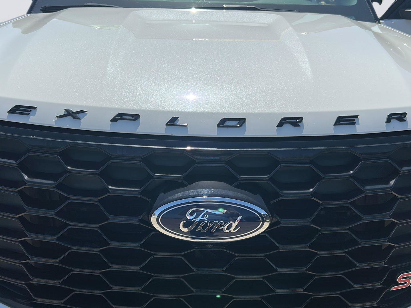 Certified 2025 Ford Explorer ST AWD/4WD image 32