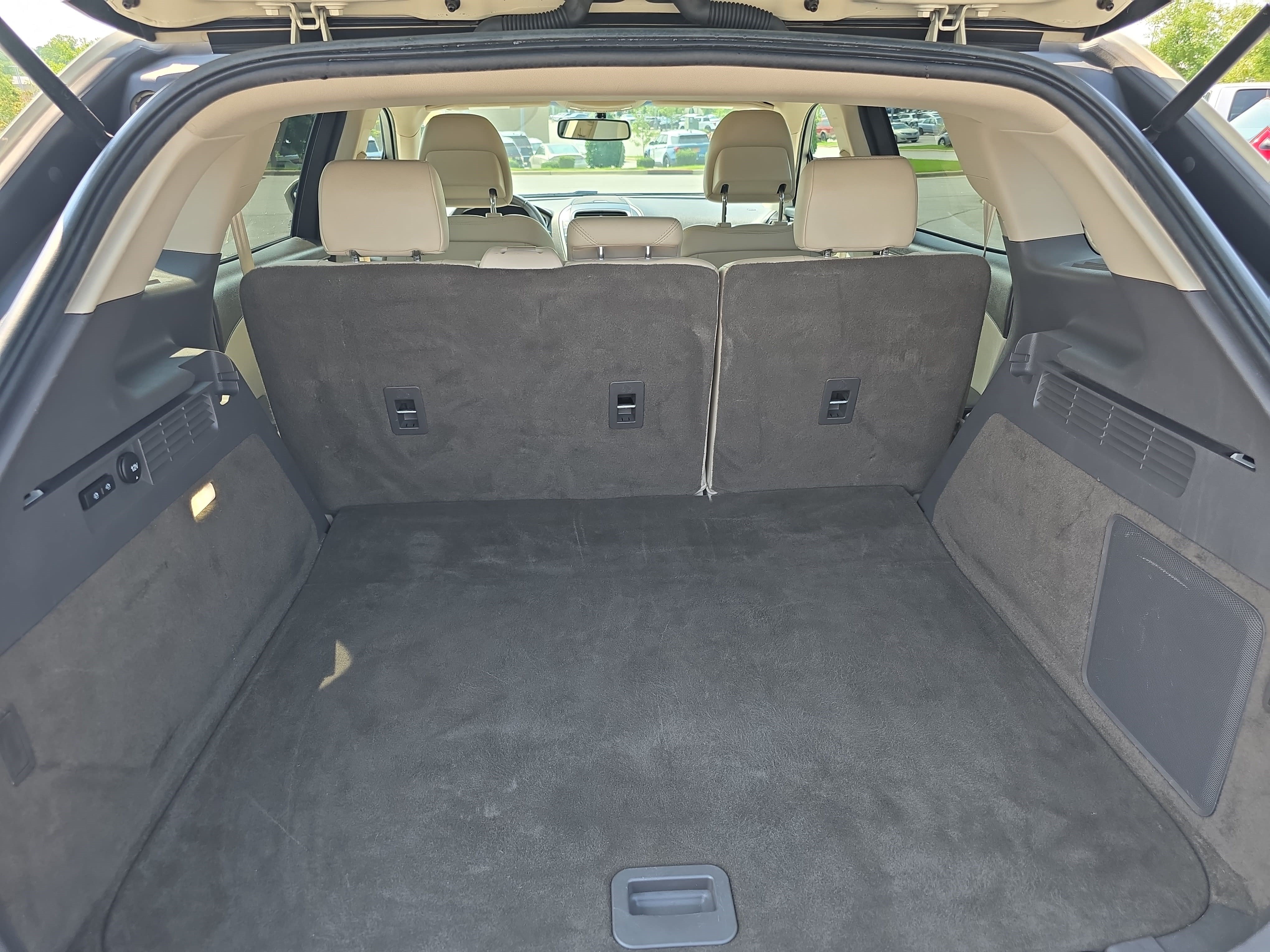 Used 2018 Lincoln MKX Premiere FWD image 13
