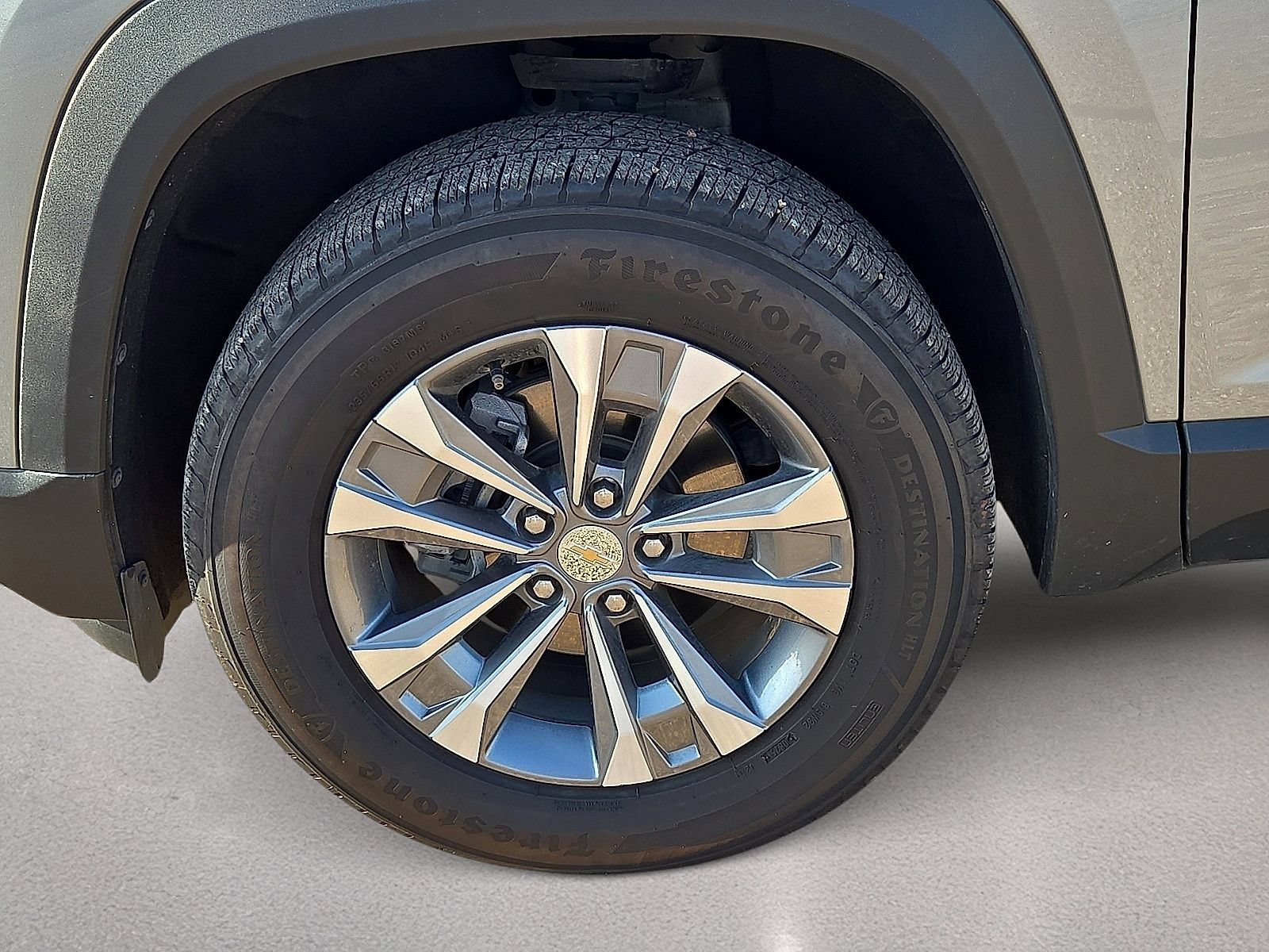 Used 2025 Chevrolet Equinox LT FWD image 10